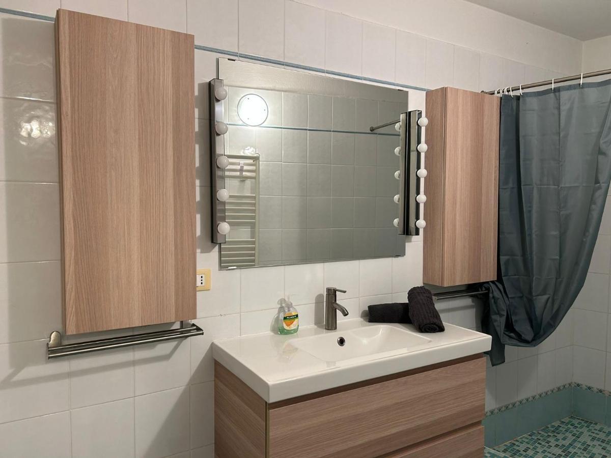 La Tana Del Lupo Apartamento Camporosso  Exterior foto